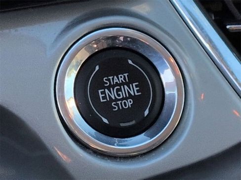 Used 2024 Chevrolet Trax LT w/ Driver Confidence Package image 15