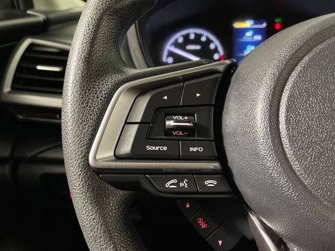 Used 2022 Subaru Forester Base image 26