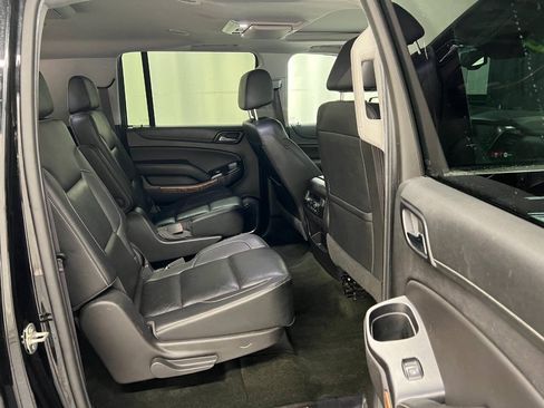 Used 2017 Chevrolet Suburban Premier AWD/4WD image 11