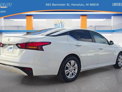 Used 2019 Nissan Altima 2.5 S FWD image 12