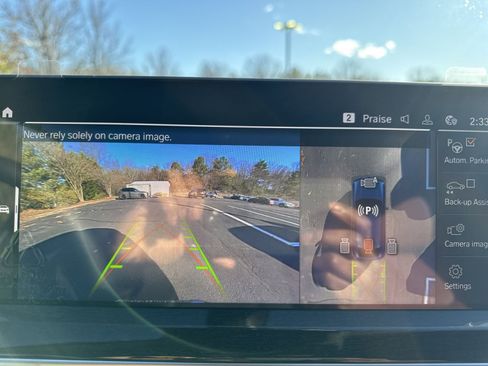 New 2025 BMW X4 xDrive30i w/ Premium Package image 14