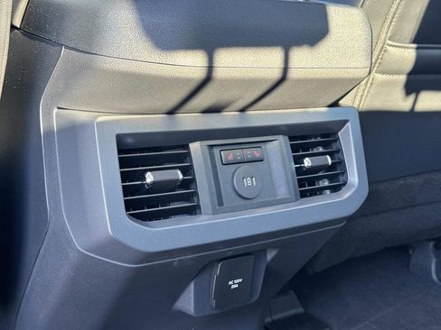 New 2026 Ford F350 Lariat w/ Lariat Ultimate Package AWD/4WD image 24