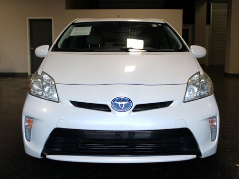 Used 2012 Toyota Prius Four FWD image 8