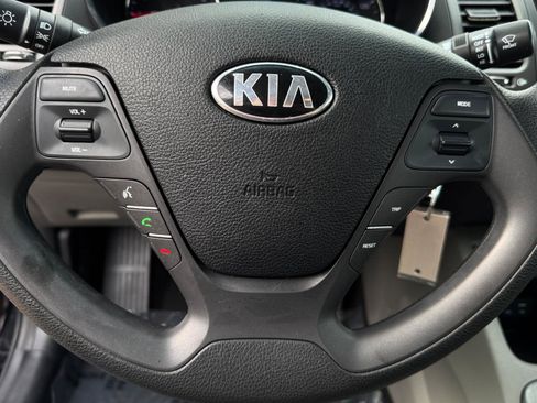 Used 2016 Kia Forte LX FWD image 19