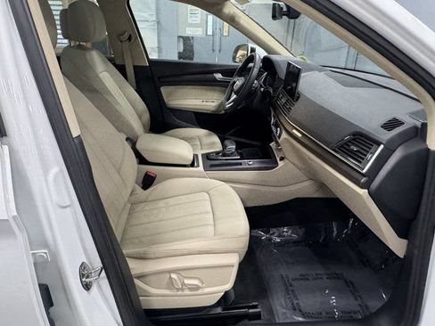 Certified 2022 Audi Q5 2.0T Premium Plus w/ Premium Plus Package AWD/4WD image 32