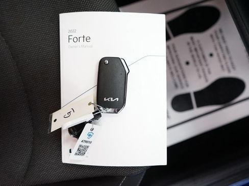 Used 2022 Kia Forte LXS w/ LXS Technology Package FWD image 52