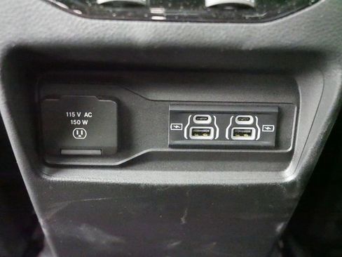 Certified 2024 Jeep Grand Cherokee Altitude image 31