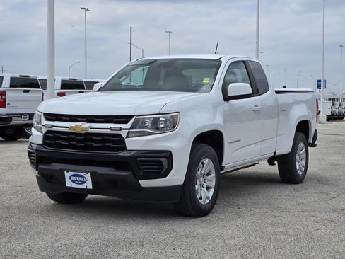 Used 2022 Chevrolet Colorado LT w/ Fleet Safety Package RWD image 3