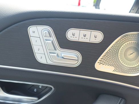 Certified 2025 Mercedes-Benz GLS 450 4MATIC image 13