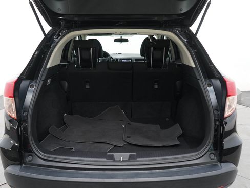 Used 2016 Honda HR-V EX image 17