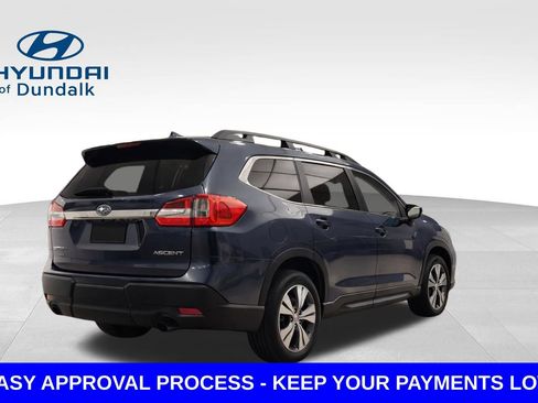 Used 2023 Subaru Ascent Premium image 2