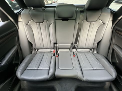 Used 2024 Audi Q5 e Premium Plus AWD/4WD image 15