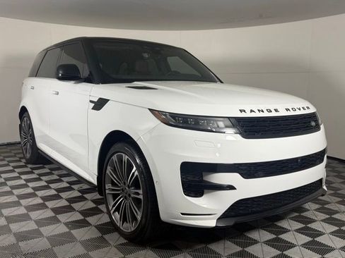 New 2025 Land Rover Range Rover Sport Dynamic SE AWD/4WD image 10