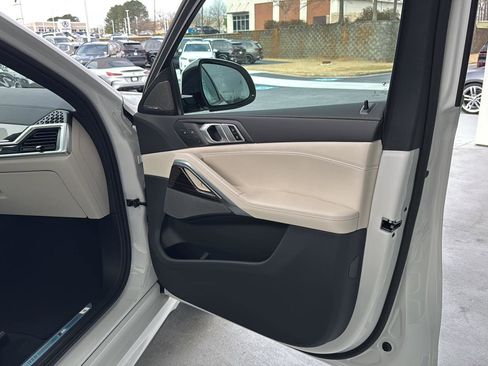 New 2026 BMW X6 xDrive40i w/ Executive Package image 12