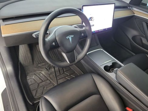 Used 2021 Tesla Model 3 Standard Range Plus RWD image 11