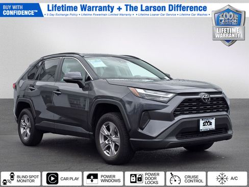 Used 2022 Toyota RAV4 XLE image 1