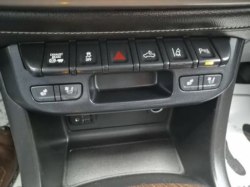 Used 2019 GMC Canyon Denali image 19