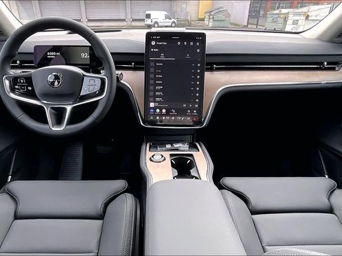 New 2025 Volvo EX90 Plus w/ Protection Package Premier image 7