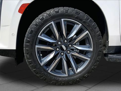 Used 2021 Cadillac Escalade Sport Platinum AWD/4WD image 10