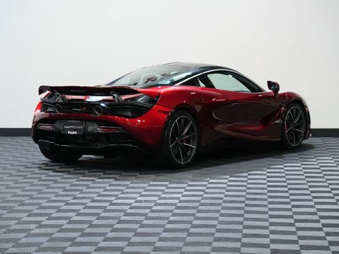 Used 2018 McLaren 720S image 6