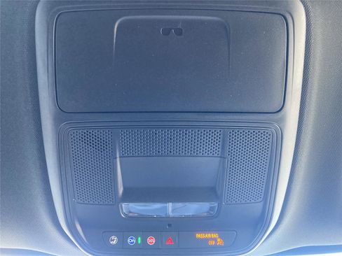 New 2026 Chevrolet Traverse LT w/ LPO, Floor Liner Package image 11