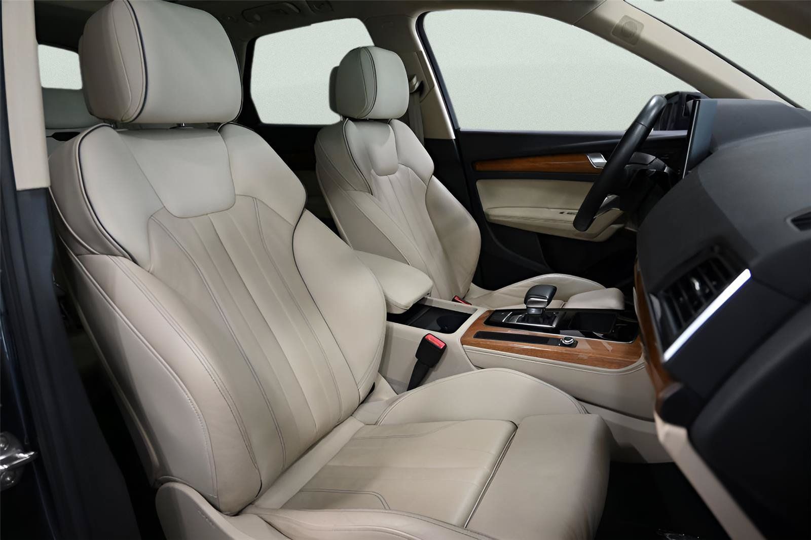 Used 2023 Audi Q5 e Premium Plus AWD/4WD image 20