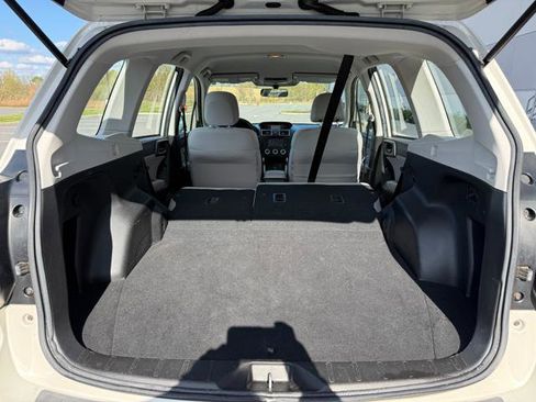 Used 2016 Subaru Forester 2.5i w/ Alloy Wheel Package image 24