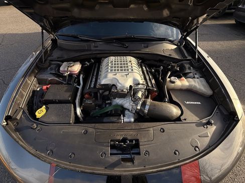 Used 2020 Dodge Charger SRT Hellcat w/ Harman/Kardon Audio Group image 10
