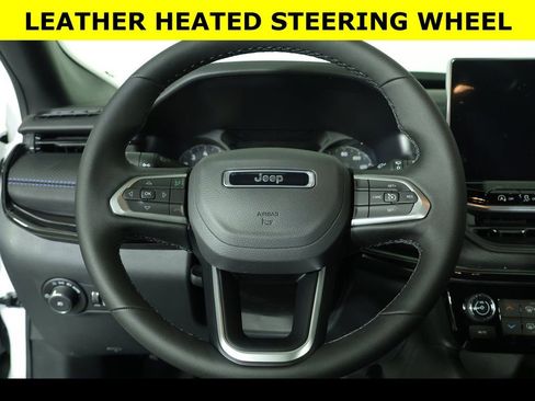 New 2026 Jeep Compass Latitude image 4