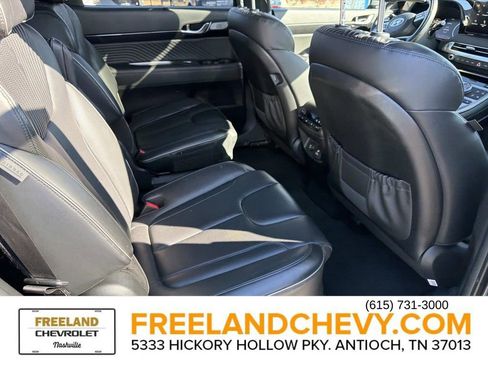 Used 2023 Hyundai Palisade Calligraphy image 23