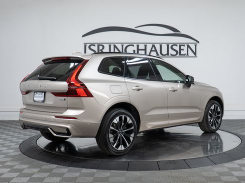 New 2026 Volvo XC60 B5 Plus w/ Climate Package AWD/4WD image 5