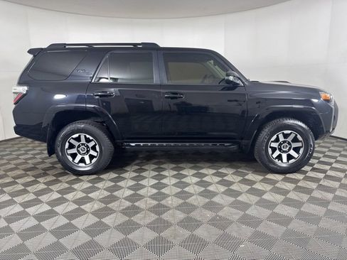 Used 2023 Toyota 4Runner TRD Off-Road Premium image 2
