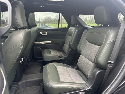 Used 2022 Ford Explorer Timberline image 7