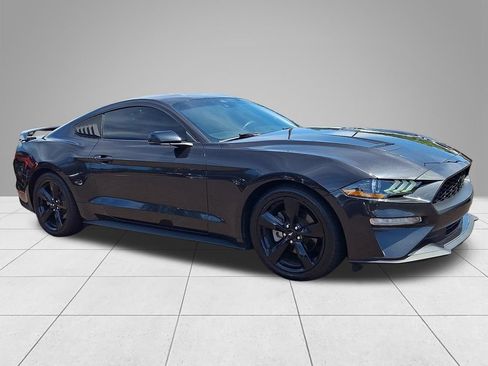 Used 2022 Ford Mustang Premium w/ Equipment Group 201A RWD image 3