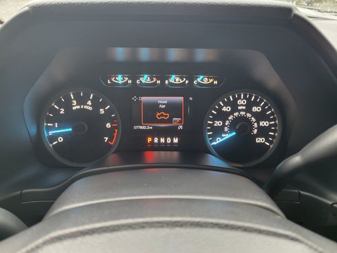 Used 2019 Ford F150 XLT w/ Equipment Group 302A Luxury AWD/4WD image 17