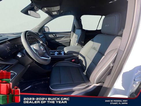 New 2025 Buick Enclave Sport Touring w/ Super Cruise Package image 10