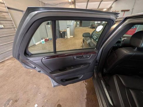 Used 2007 Cadillac DTS Luxury II FWD image 24