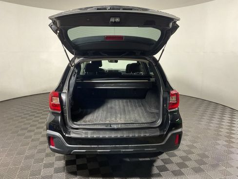 Used 2019 Subaru Outback 2.5i Premium w/ Popular Package #2 AWD/4WD image 15