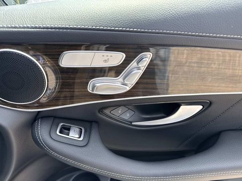 Used 2023 Mercedes-Benz GLC 300 4MATIC Coupe image 15