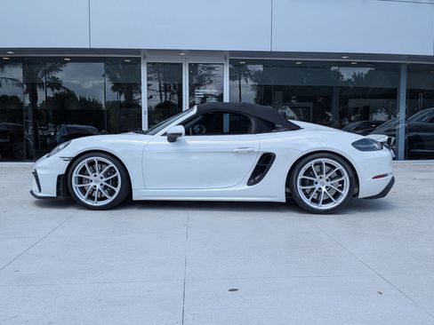 Certified 2023 Porsche 718 Boxster Spyder RWD image 2