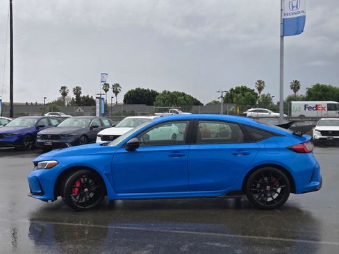 Used 2023 Honda Civic Type R image 4
