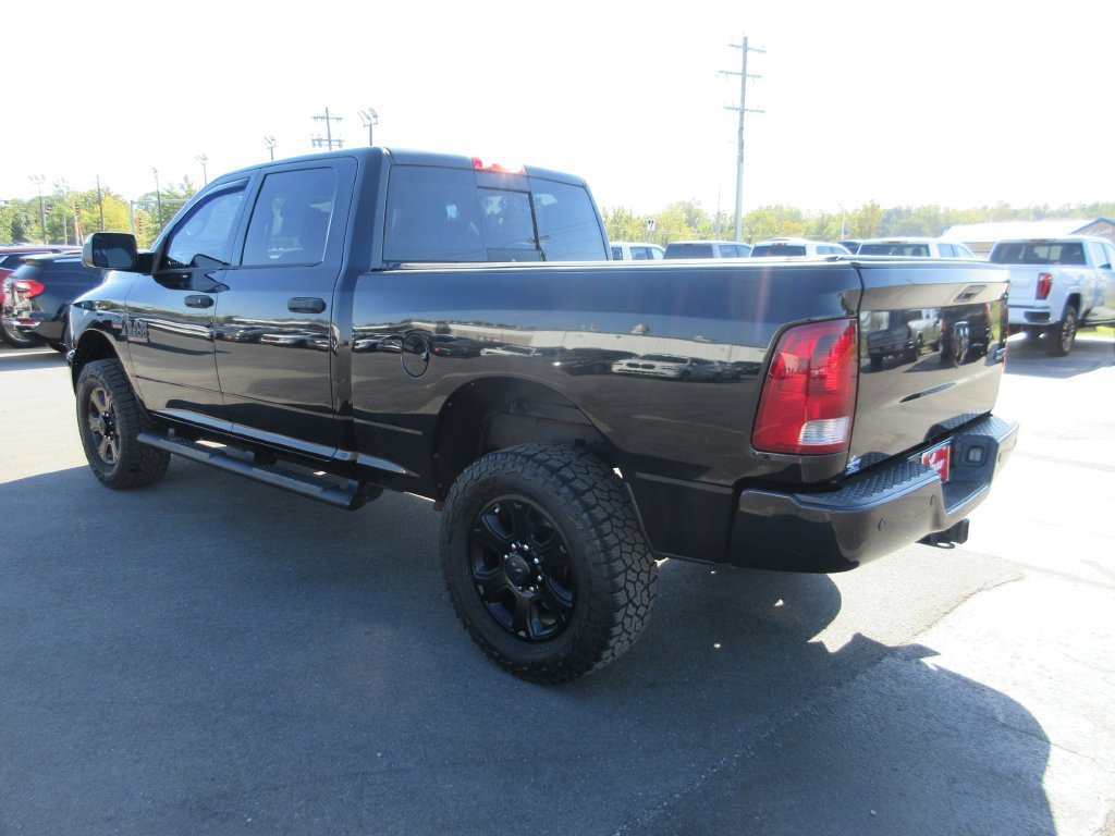 Used 2016 RAM 2500 Big Horn w/ Black Appearance Group AWD/4WD image 10