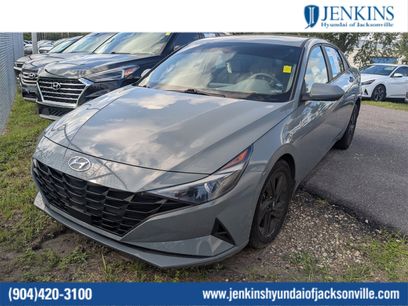 Used 2022 Hyundai Elantra SEL w/ Convenience Package