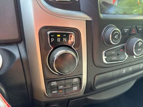 Used 2019 RAM 1500 Big Horn AWD/4WD image 18