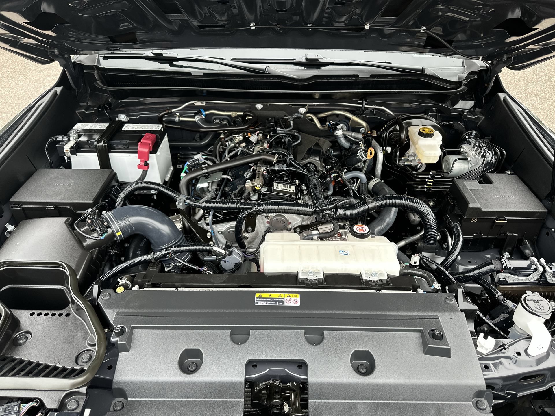 Used 2025 Toyota Tacoma SR5 RWD image 32