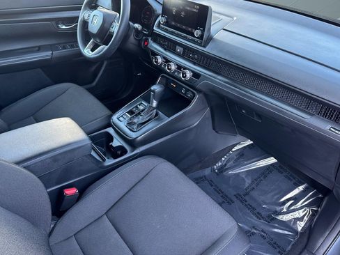 Used 2025 Honda CR-V LX image 33