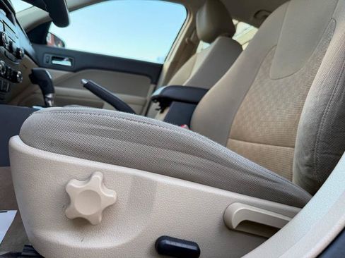 Used 2010 Ford Fusion SE FWD image 52