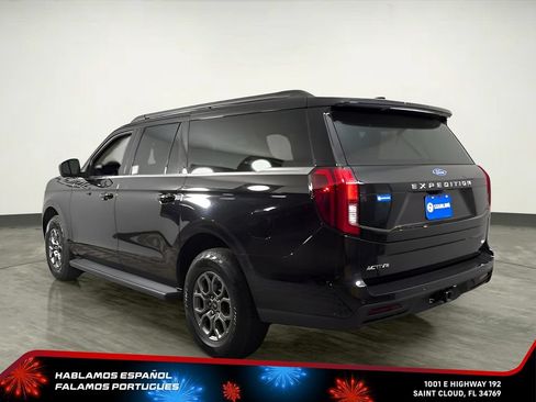Used 2025 Ford Expedition Max Active AWD/4WD image 5