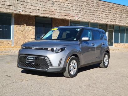 Certified 2025 Kia Soul LX w/ LX Technology Package