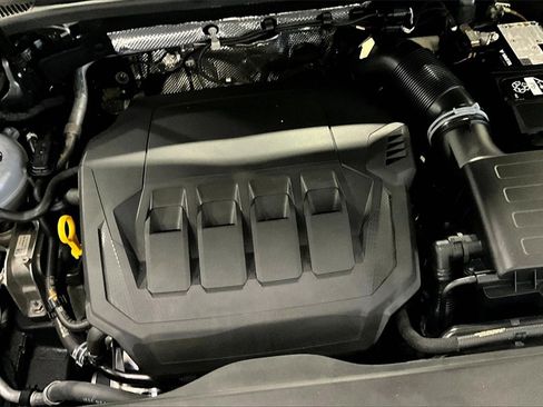 Certified 2024 Audi Q3 2.0T Premium w/ Convenience Package image 32